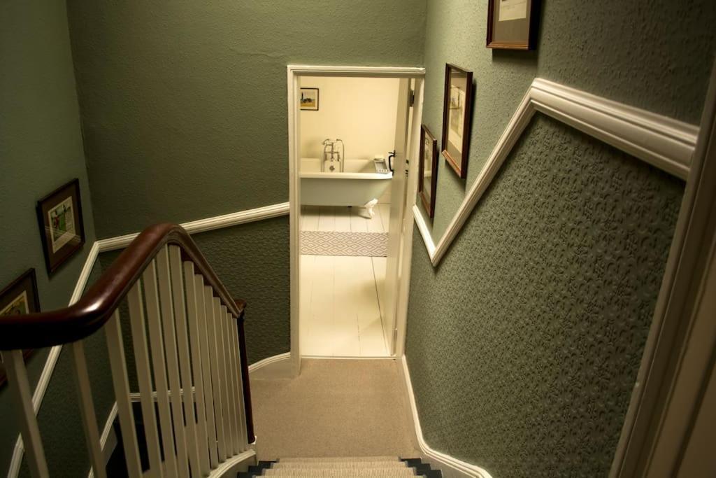 Lovely 3 Bed House In The Heart Of Cheltenham Eksteriør billede